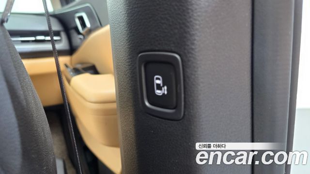 Kia Carnival (IV) Gasoline 9-Seater Noblesse 2023 — фото 16