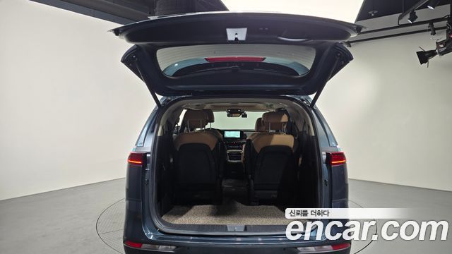 Kia Carnival (IV) Gasoline 9-Seater Noblesse 2023 — фото 18