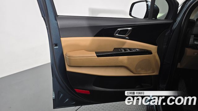 Kia Carnival (IV) Gasoline 9-Seater Noblesse 2023 — фото 24