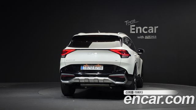 Kia Sportage Hybrid (V) Nobleless 2WD 2023 — фото 4