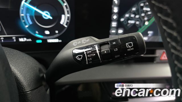 Kia Sportage Hybrid (V) Nobleless 2WD 2023 — фото 19