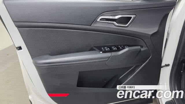 Kia Sportage Hybrid (V) Nobleless 2WD 2023 — фото 24