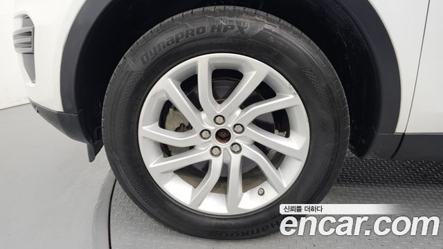 Land Rover Discovery Sport 2.0 TD4 SE 2017 — фото 5