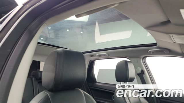 Land Rover Discovery Sport 2.0 TD4 SE 2017 — фото 16
