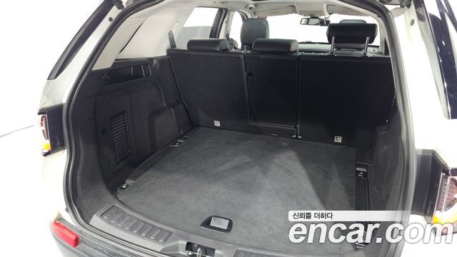 Land Rover Discovery Sport 2.0 TD4 SE 2017 — фото 20