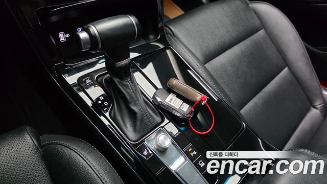 Kia K7 Premier 3.0 LPI Standard(Rented Car) 2021 — фото 9