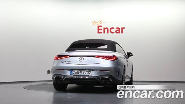 Mercedes-Benz CLE-Class (C236) CLE200 Cabriolet 2025 — фото 4