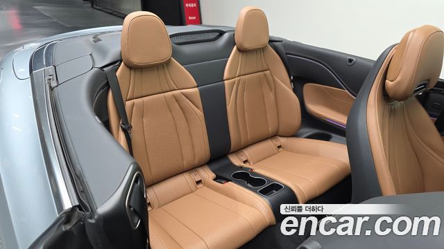 Mercedes-Benz CLE-Class (C236) CLE200 Cabriolet 2025 — фото 16