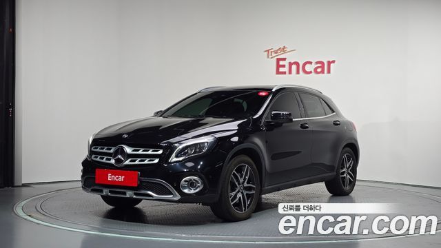 Mercedes-Benz GLA-Class (X156) GLA220