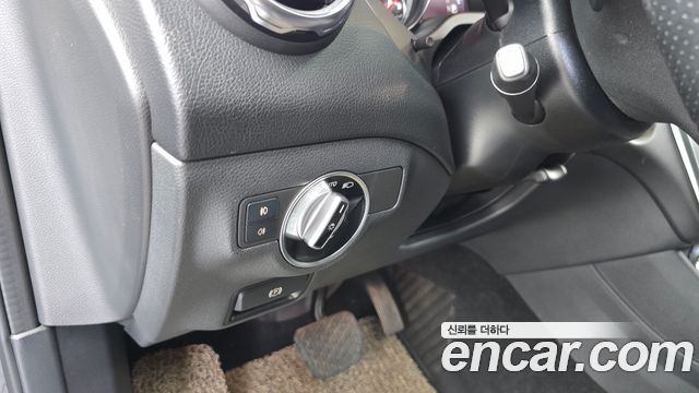 Mercedes-Benz GLA-Class (X156) GLA220 2019 — фото 27