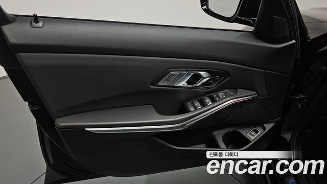 BMW 3 Series (G20) 320d Touring 2023 — фото 24