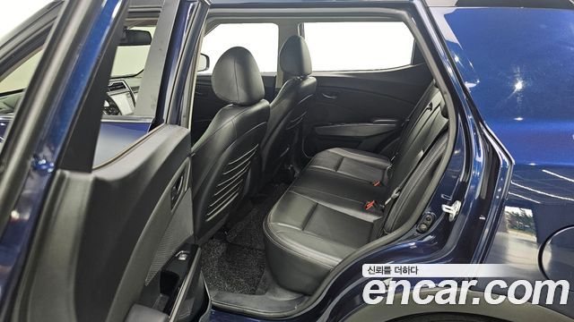KG Mobility (SsangYong) Very New Tivoli Gasoline 1.5 2WD V1 2021 — фото 21