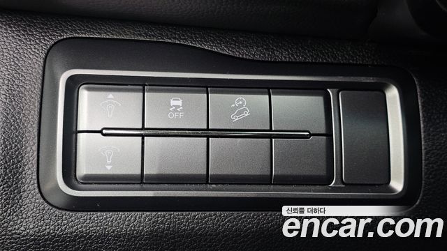 KG Mobility (SsangYong) Very New Tivoli Gasoline 1.5 2WD V1 2021 — фото 35