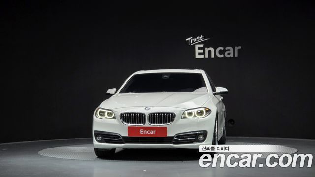 BMW 5 Series (F10) 520d Luxury Plus 2015 — фото 3