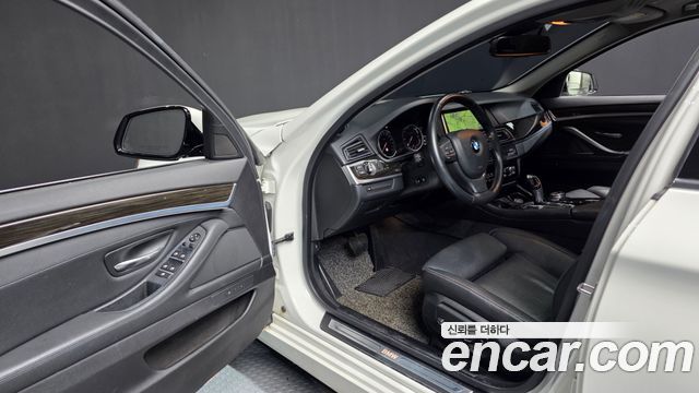 BMW 5 Series (F10) 520d Luxury Plus 2015 — фото 10