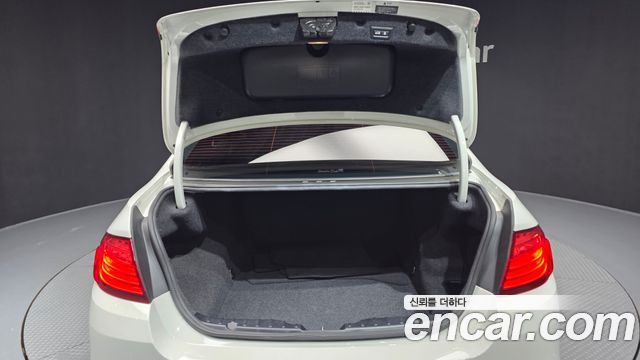 BMW 5 Series (F10) 520d Luxury Plus 2015 — фото 20