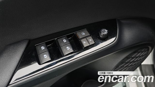 Toyota Prius (IV) 1.8 E 2018 — фото 20