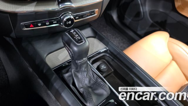 Volvo XC60 (II) D5 Inscription 2019 — фото 9