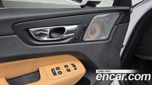 Volvo XC60 (II) D5 Inscription 2019 — фото 24