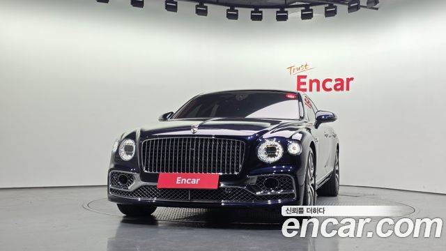 Bentley Flying Spur (III) 4.0 Azure 2023 — фото 3