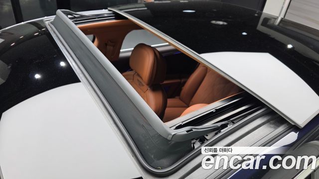 Bentley Flying Spur (III) 4.0 Azure 2023 — фото 19