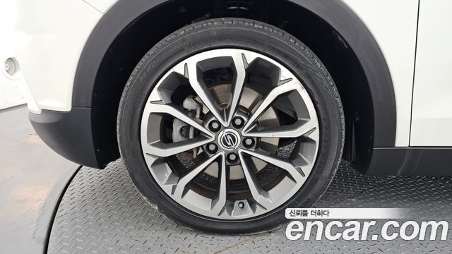 KG Mobility (SsangYong) Tivoli Diesel LX 2WD 2017 — фото 5
