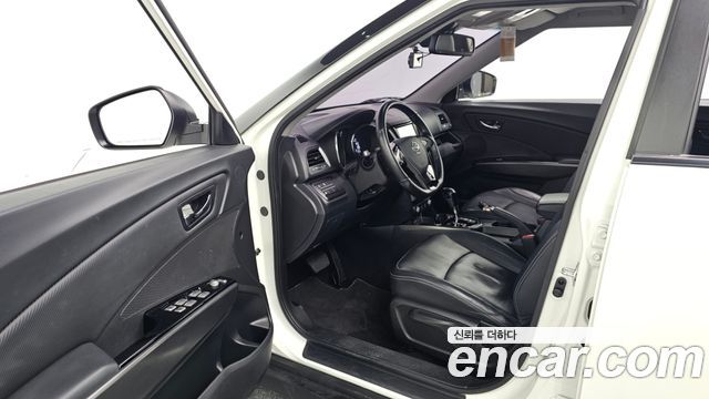 KG Mobility (SsangYong) Tivoli Diesel LX 2WD 2017 — фото 10