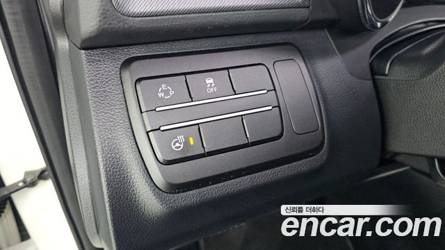 KG Mobility (SsangYong) Tivoli Diesel LX 2WD 2017 — фото 20