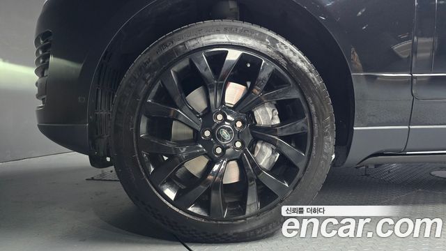 Land Rover Range Rover (IV) 5.0 SC AB 2018 — фото 5