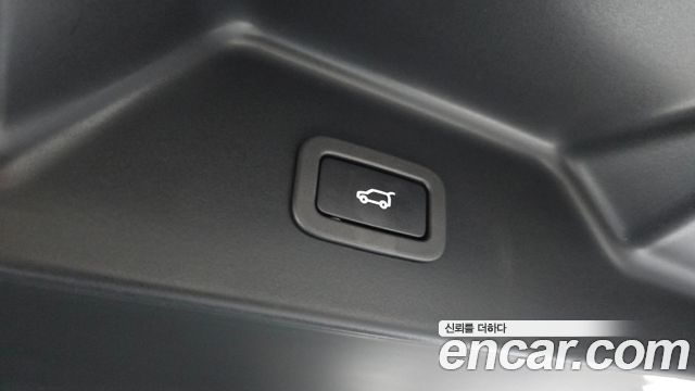 Land Rover Range Rover (IV) 5.0 SC AB 2018 — фото 20