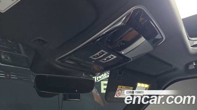 Land Rover Range Rover (IV) 5.0 SC AB 2018 — фото 34