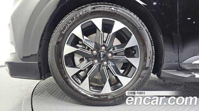 Kia Carnival (IV) Gasoline 9-seater Limousine(Special vehicle) 2023 — фото 5
