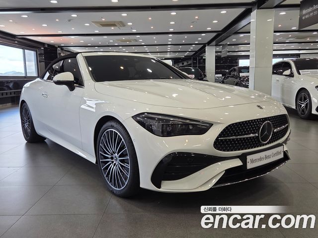 Mercedes-Benz CLE-Class (C236) CLE200 Cabriolet 2025 — фото 3