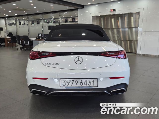 Mercedes-Benz CLE-Class (C236) CLE200 Cabriolet 2025 — фото 6
