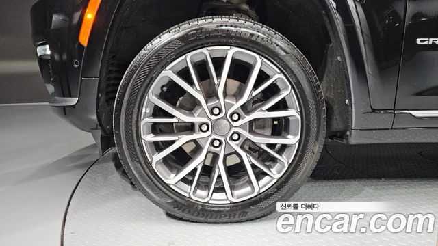 Jeep Grand Cherokee (WL) L 3.6 Summit Reserve 2022 — фото 5