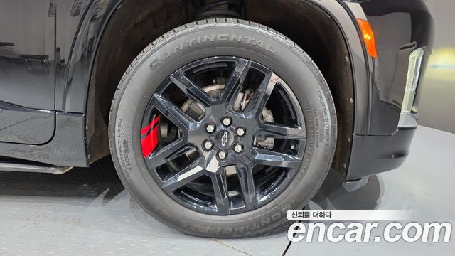 Chevrolet Traverse 3.6 AWD Redline 2022 — фото 21