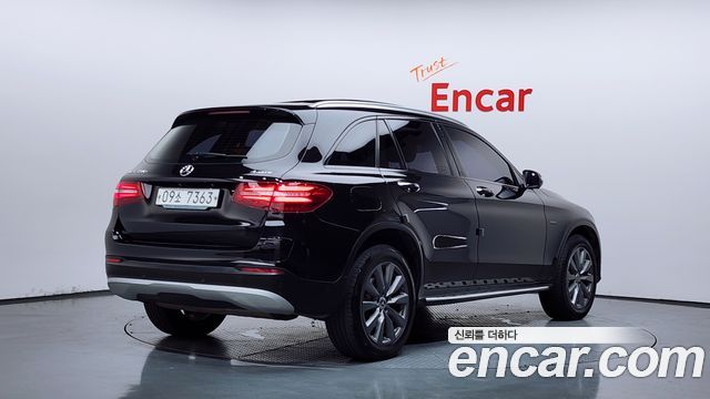 Mercedes-Benz GLC-Class (X253) GLC350e 4MATIC Premium 2019 — фото 2