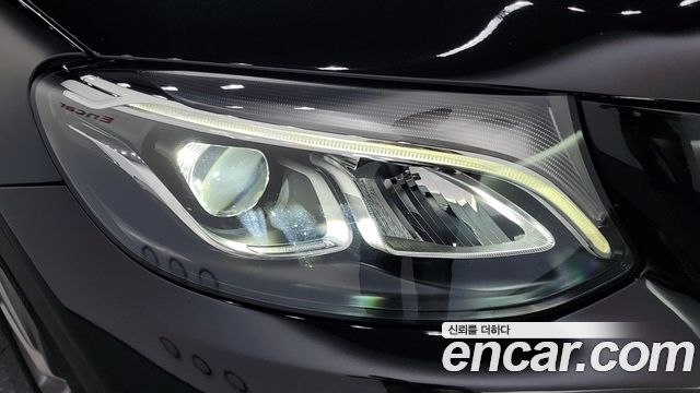 Mercedes-Benz GLC-Class (X253) GLC350e 4MATIC Premium 2019 — фото 28