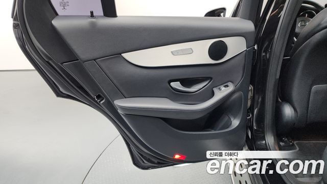 Mercedes-Benz GLC-Class (X253) GLC350e 4MATIC Premium 2019 — фото 31