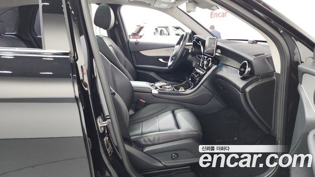 Mercedes-Benz GLC-Class (X253) GLC350e 4MATIC Premium 2019 — фото 32