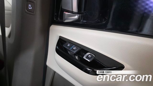 Kia Carnival (IV) Diesel 9-Seater Hi-Limousine Signature 2022 — фото 19