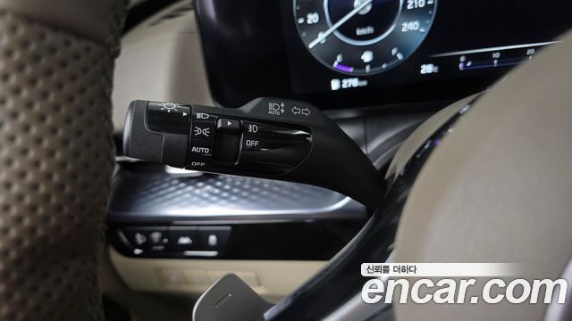 Kia Carnival (IV) Diesel 9-Seater Hi-Limousine Signature 2022 — фото 28