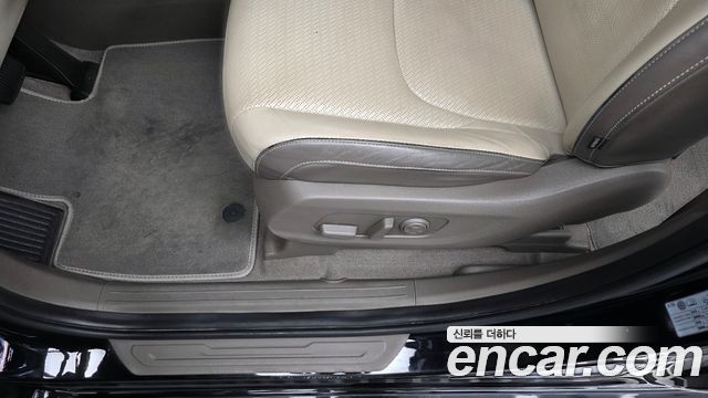 Kia Carnival (IV) Diesel 9-Seater Hi-Limousine Signature 2022 — фото 31