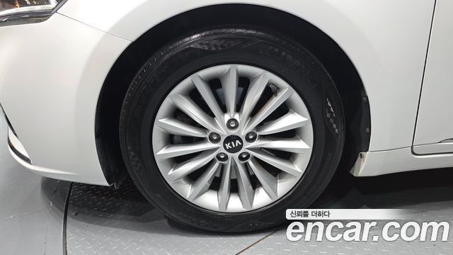 Kia K7 2.4 GDI Prestige 2019 — фото 5