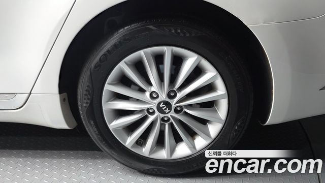 Kia K7 2.4 GDI Prestige 2019 — фото 21