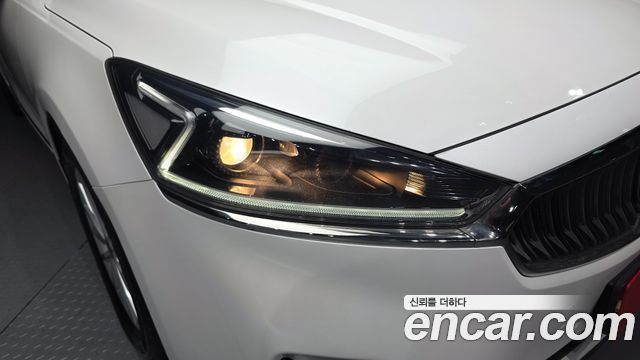 Kia K7 2.4 GDI Prestige 2019 — фото 22