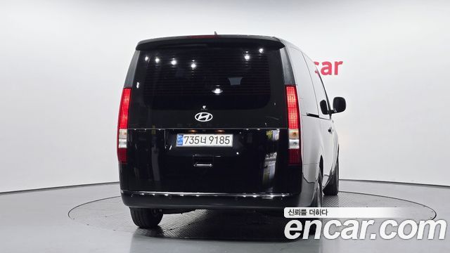 Hyundai Staria L3.5 Tourer 11-Seater Smart 2026 — фото 4