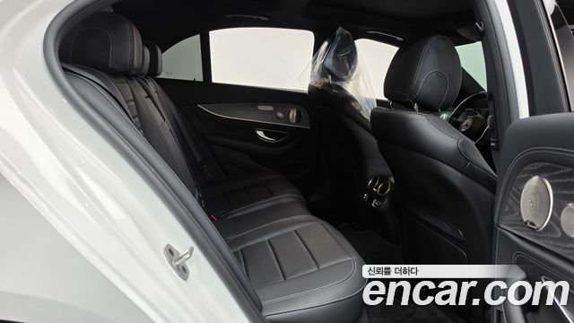 Mercedes-Benz E-Class (W213) E350 4MATIC AMG Line 2022 — фото 15