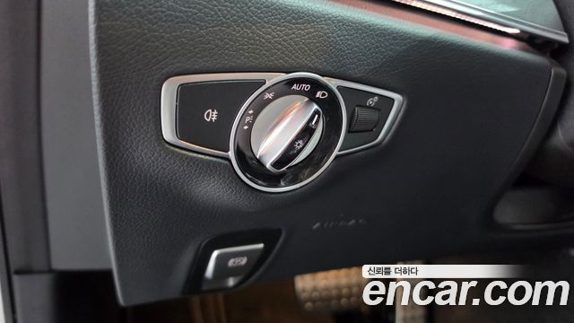 Mercedes-Benz E-Class (W213) E350 4MATIC AMG Line 2022 — фото 36