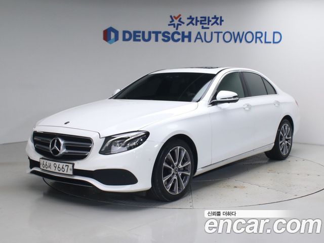Mercedes-Benz E-Class (W213) E300 4MATIC Avnatgarde